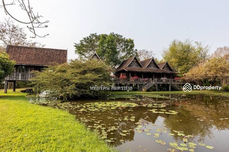 For Sale - Thai house for sale, 24.5 rai, private swimming pool. Overlooking the surrounding mountains., Chiang Mai