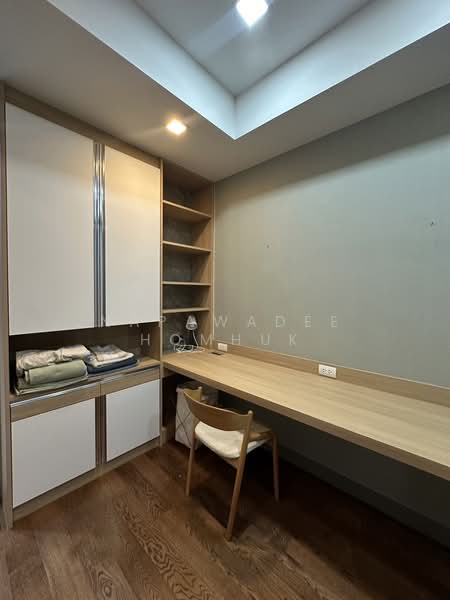 M Silom, Bangkok, 26 Narathiwas Ratchanakarin Road, Suriyawong, Bang Rak, Bangkok, 2 Bedrooms, 80 sqm, Condo For Rent, by Napawadee Homhuk, 11448218 - DDproperty.com