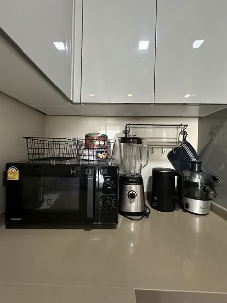M Silom, Bangkok, 26 Narathiwas Ratchanakarin Road, Suriyawong, Bang Rak, Bangkok, 2 Bedrooms, 80 sqm, Condo For Rent, by Napawadee Homhuk, 11448218 - DDproperty.com