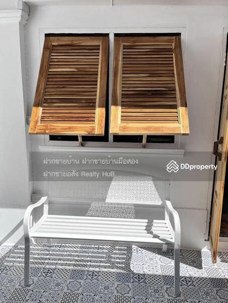 ขาย - ขายบ้านเดี่ยวในเมืองสกลนคร แต่งสไตล์บูติค เหมาะทำโฮสเทล คาเฟ่ air bnb ร้านอาหาร ใกล้พระธาตุเชิงชุม, สกลนคร