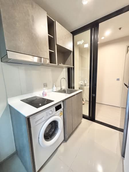 Aspire Erawan Prime, Samut Prakan, Sukhumvit Road, Pak Nam, Muang Samut Prakarn, Samut Prakan, 1 Bedroom, 33 sqm, Condo For Rent, by เชอ พร็อพ, 11448365 - DDproperty.com
