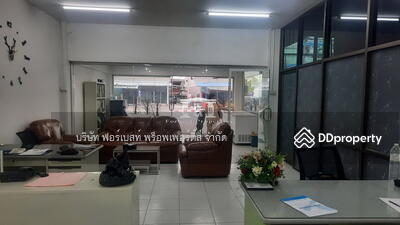 ขาย - 44046 - ขายอาคารพาณิชย์ 4 ชั้น 4 คูหา สุขาภิบาล5 วัชรพล ใกล้เพลินนารีมอลล์, กรุงเทพ