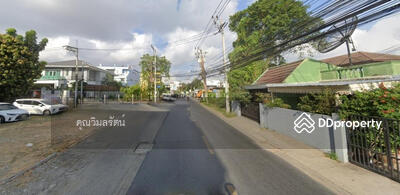 ขาย - ที่ดินพร้อมสิ่งปลูกสร้าง ซอยสตรีวิทยา 2, กรุงเทพ