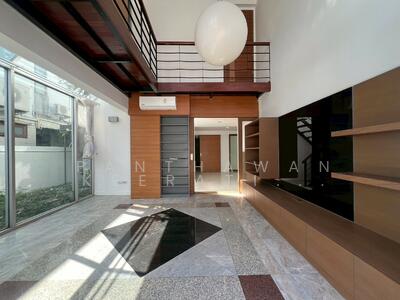 ขาย - หมู่บ้านอรรถกฤต ซอยอารีย์สัมพันธ์4, กรุงเทพ