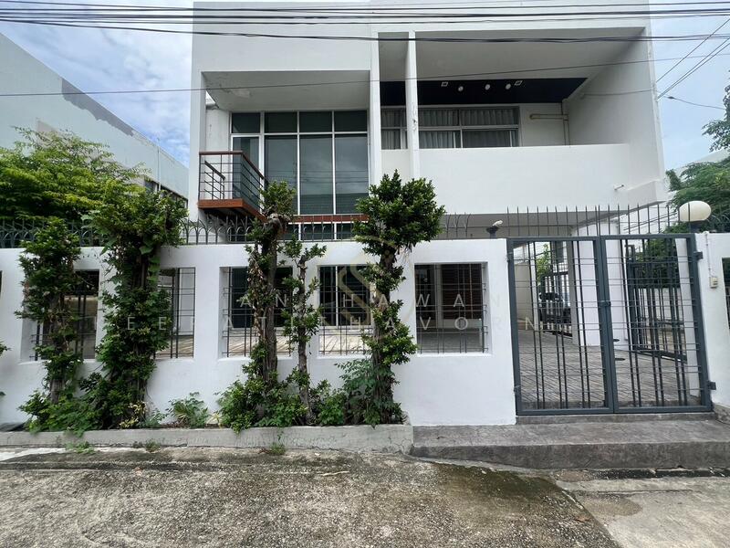 ขาย - หมู่บ้านอรรถกฤต ซอยอารีย์สัมพันธ์4, กรุงเทพ