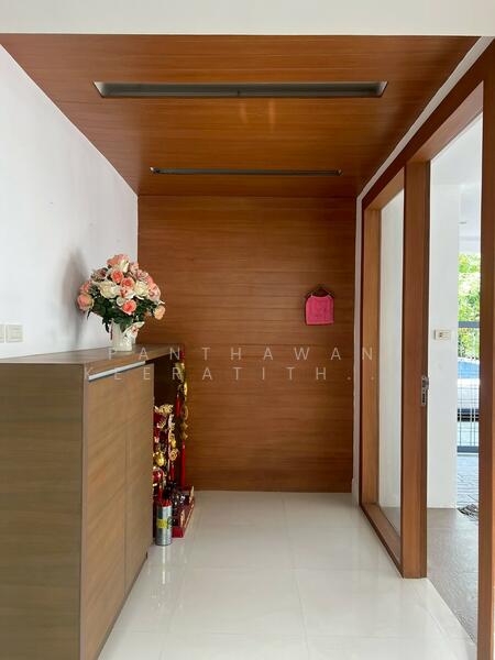 ขาย - หมู่บ้านอรรถกฤต ซอยอารีย์สัมพันธ์4, กรุงเทพ