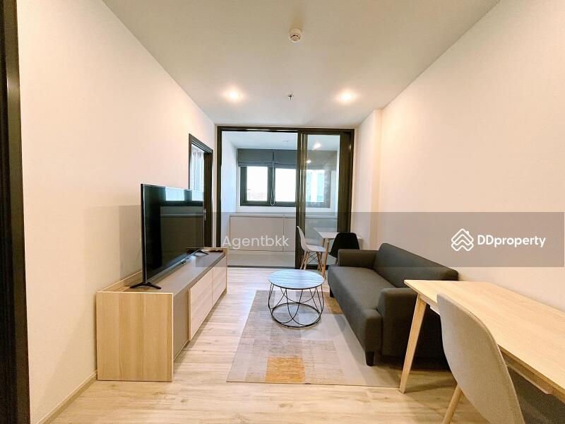XT Huaikhwang, Bangkok, 244 Ratchadaphisek Road, Huai Khwang, Bangkok, 1 Bedroom, 35 sqm, Condo For Rent, by Agentbkk, 11454811 - DDproperty.com