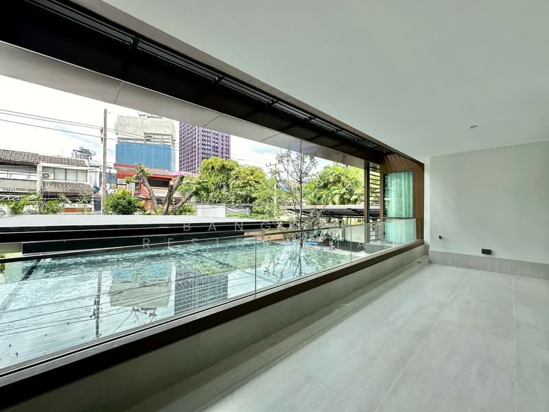 The Grand Villa, Bangkok, 3 Soi Ekkamai 2, Sukhumvit 63 Road, Phra Kanong Nua, Watthana, Bangkok, 3 Bedrooms, 200 sqm, Apartment For Rent, by Bangkok Residential, 11456617 - DDproperty.com