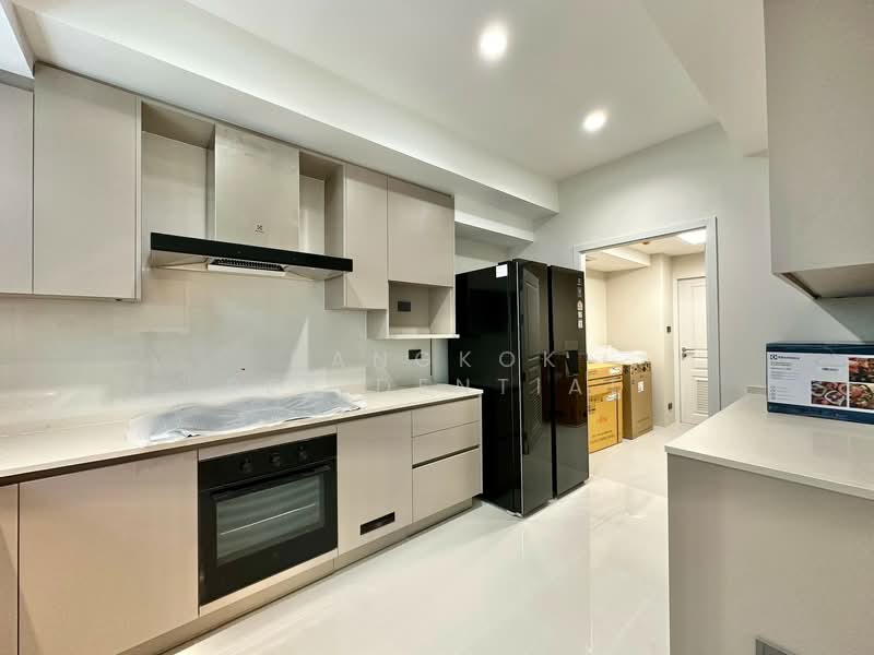 The Grand Villa, Bangkok, 3 Soi Ekkamai 2, Sukhumvit 63 Road, Phra Kanong Nua, Watthana, Bangkok, 3 Bedrooms, 200 sqm, Apartment For Rent, by Bangkok Residential, 11456617 - DDproperty.com