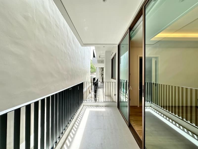 The Grand Villa, Bangkok, 3 Soi Ekkamai 2, Sukhumvit 63 Road, Phra Kanong Nua, Watthana, Bangkok, 3 Bedrooms, 200 sqm, Apartment For Rent, by Bangkok Residential, 11456617 - DDproperty.com