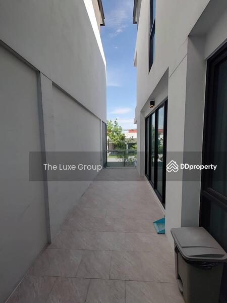 3.5-storey Luxury Townhome at Glam Glamorous Living, Bangkok, Lat Phrao, Bangkok, 3 Bedrooms, 385 sqm, Townhouse For Sale, by The Luxe Group, 11457150 - DDproperty.com