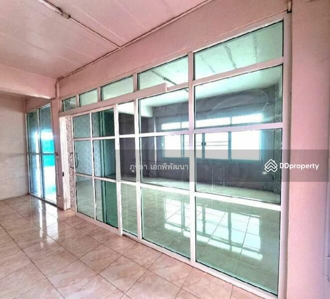 ขายด่วนลดกระหน่ำ อาคารพาณิชย์2คูหา ไม่แพง ทำเลดีมาก ติดถนนใหญ่พุทธมณฑลสาย2, Bangkok, 141/12 พุทธมณฑลสาย2, Sala Thammasop, Thawi Watthana, Bangkok, , 196 sqm, Business For Sale, by ภูรดา เอกพิพัฒนา, 11457220 - DDproperty.com