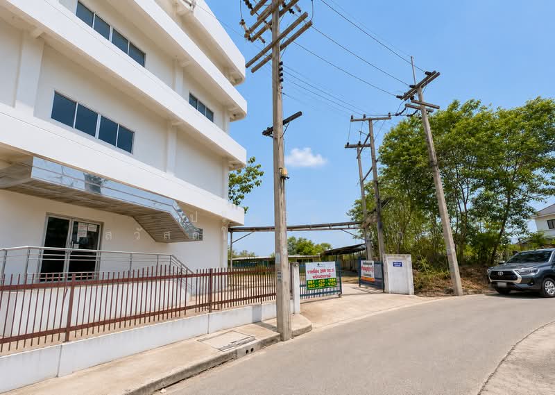 Office building for sale, Mittraphap Road, Nakhon Ratchasima, มิตรภาพ, Ban Ko, Muang Nakhon Ratchasima, Nakhon Ratchasima, , 1,008 sqm, Office Space For Sale, by Parinthida Sawuddisopakaykul, 11457718 - DDproperty.com