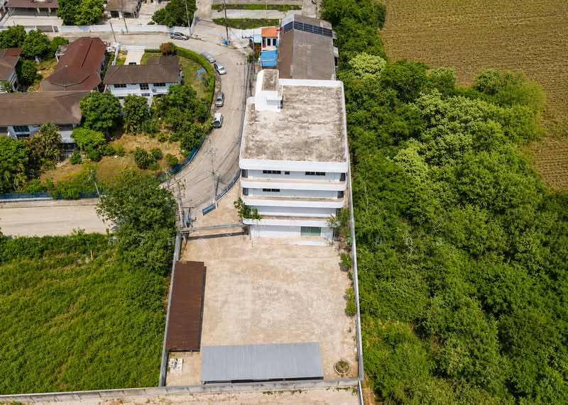 Office building for sale, Mittraphap Road, Nakhon Ratchasima, มิตรภาพ, Ban Ko, Muang Nakhon Ratchasima, Nakhon Ratchasima, , 1,008 sqm, Office Space For Sale, by Parinthida Sawuddisopakaykul, 11457718 - DDproperty.com