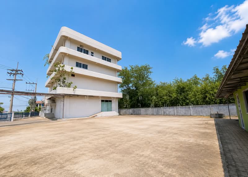 Office building for sale, Mittraphap Road, Nakhon Ratchasima, มิตรภาพ, Ban Ko, Muang Nakhon Ratchasima, Nakhon Ratchasima, , 1,008 sqm, Office Space For Sale, by Parinthida Sawuddisopakaykul, 11457718 - DDproperty.com