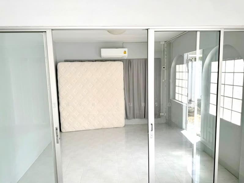 MRTบางซ่อน 1.5 กม. ประชาชื่น 2-6, Bangkok, 1 รัชดา อารีย์, Bang Sue, Bangkok, 3 Bedrooms, 210 sqm, Single Detached House For Rent, by ณัฐพงศ์ สุนทรอรุณ, 11458177 - DDproperty.com