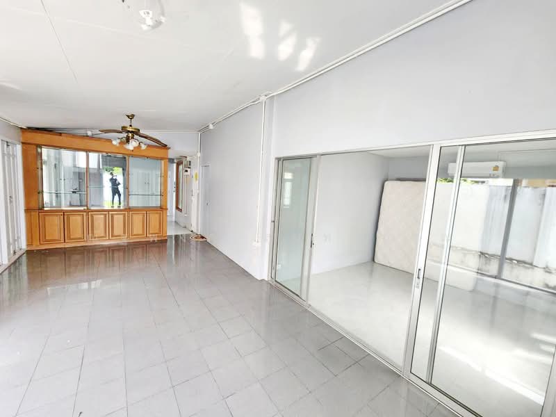 MRTบางซ่อน 1.5 กม. ประชาชื่น 2-6, Bangkok, 1 รัชดา อารีย์, Bang Sue, Bangkok, 3 Bedrooms, 210 sqm, Single Detached House For Rent, by ณัฐพงศ์ สุนทรอรุณ, 11458177 - DDproperty.com