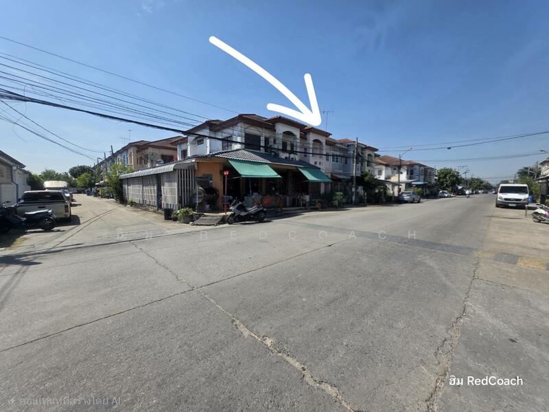 ขาย - ขายทาวน์เฮ้าส์2ชั้น ด้านหน้าหมู่บ้าน ศิริวรรณ-ชวนชม บางบัวทอง ฟรีโอนทุกอย่าง, นนทบุรี