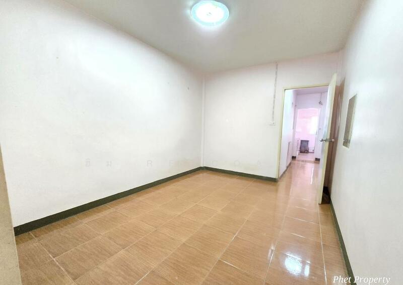 ขาย - ขายทาวน์เฮ้าส์2ชั้น ด้านหน้าหมู่บ้าน ศิริวรรณ-ชวนชม บางบัวทอง ฟรีโอนทุกอย่าง, นนทบุรี