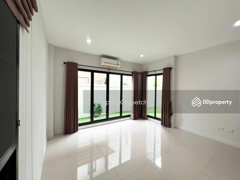 For Sale - 157/9 The Complete Sriracha Sukhumvit 7 Road สุรศักดิ์ Si Racha District, Chon Buri 20110, Chon Buri
