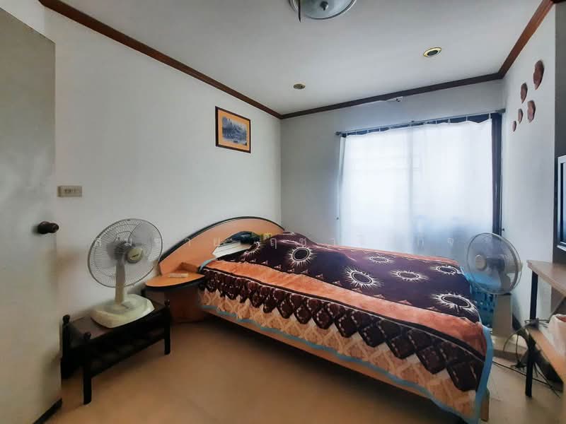 Klongjan Place condominium, Bangkok, Serithai, Khlong Chan, Bang Kapi, Bangkok, 1 Bedroom, 49 sqm, Condo For Sale, by Somchai Ruechajirakit, 11459110 - DDproperty.com