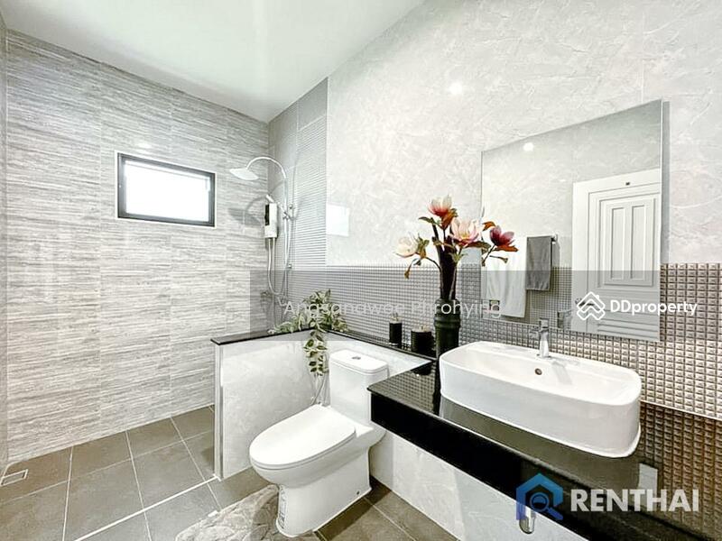 Brand-new pool Villa fully furnished, ready to move in, Chon Buri (Pattaya), Nong Pru, Bang Lamung (Pattaya), Chon Buri (Pattaya), 3 Bedrooms, 180 sqm, Single Detached House For Sale, by Angsanawee Phrohying, 11459816 - DDproperty.com