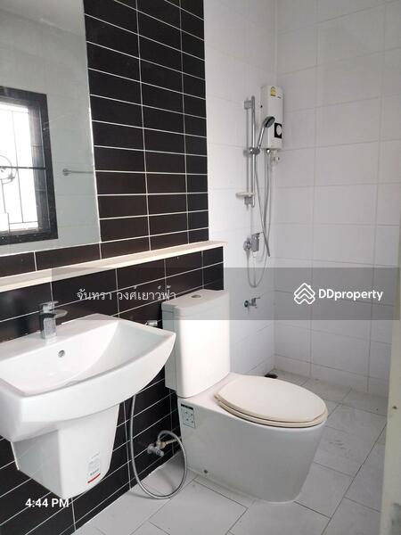 Six Nature Phetkasem 69, Bangkok, Petchkasem 69 Road, Nong Kang Plu, Nong Khaem, Bangkok, 3 Bedrooms, 204 sqm, Townhouse For Rent, by Chantra Wongyaofa, 11461111 - DDproperty.com