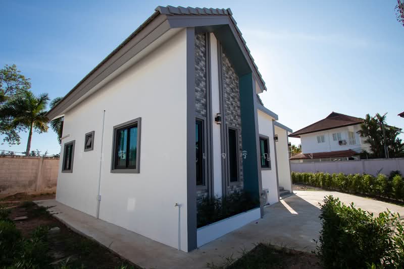 Vills Close toBeach Maephim, Rayong, Kram, Klaeng, Rayong, 3 Bedrooms, 120 sqm, Villa For Sale, by Rattida Charoenying, 11461286 - DDproperty.com
