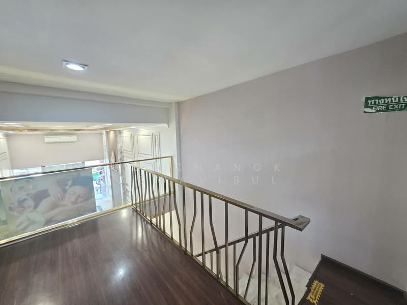 Shophouse near BTS Ekkamai, Bangkok, Khlong Tan Nua, Watthana, Bangkok, , 260 sqm, Shophouse For Sale, by Jomchanok Aswavibul, 11462166 - DDproperty.com