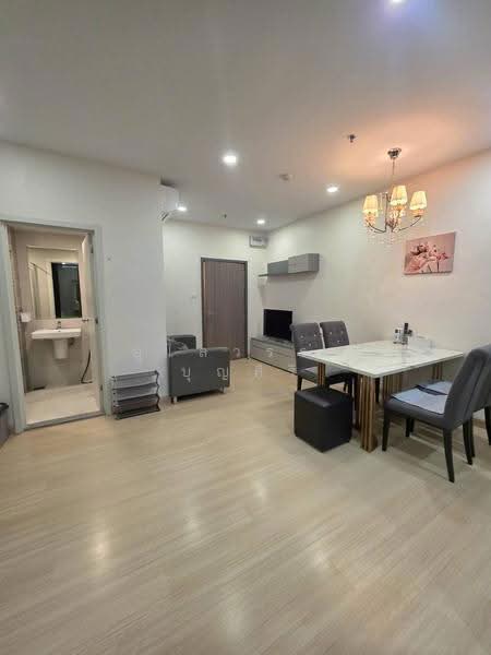 Supalai Loft Prajadhipok-Wongwian Yai, Bangkok, Prajadhipok Road, Somdet Chao Phraya, Khlong San, Bangkok, 2 Bedrooms, 48 sqm, Condo For Rent, by Ulaiwan Boonsiri, 11464189 - DDproperty.com