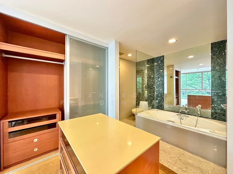 Ficus Lane, Bangkok, Soi Sukhumvit 44/1, Phra Kanong, Khlong Toei, Bangkok, 3 Bedrooms, 210 sqm, Condo For Rent, by Bangkok Residential, 11465141 - DDproperty.com