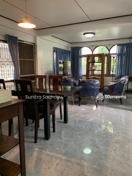House for Rent Near MRT Ratchadaphisek, Bangkok, -, Huai Khwang, Bangkok, 3 Bedrooms, 240 sqm, Single Detached House For Rent, by Sunitra Sachdev, 11465300 - DDproperty.com