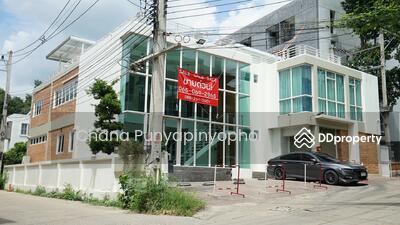 ขาย - บ้านเดี่ยว สไตล์ HOME OFFICE ซอยวัดอุโมงค์ หลังมหาวิทยาลัยเชียงใหม่ สไตล์โมเดิร์น, เชียงใหม่