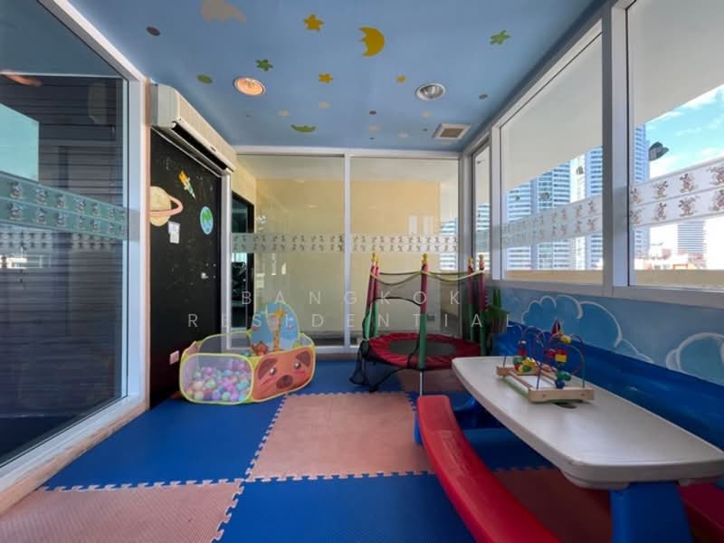 For Rent - Wilshire Condominium, Bangkok