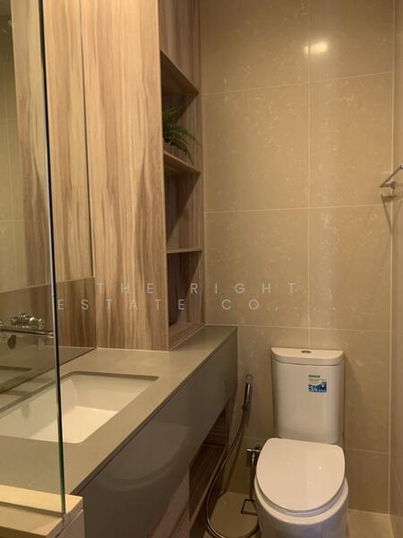 The Esse Asoke, Bangkok, 333 Soi Sukhumvit 21, Sukhumvit Road, Khlongtoei Nua, Watthana, Bangkok, 1 Bedroom, 37 sqm, Condo For Rent, by The Right Estate Co,.Ltd., 11466894 - DDproperty.com