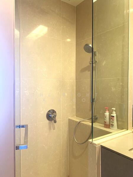 The Esse Asoke, Bangkok, 333 Soi Sukhumvit 21, Sukhumvit Road, Khlongtoei Nua, Watthana, Bangkok, 1 Bedroom, 37 sqm, Condo For Rent, by The Right Estate Co,.Ltd., 11466894 - DDproperty.com