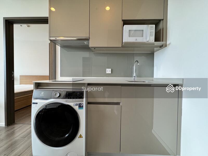 Whizdom Essence, Bangkok, 5 Piyabutr 1 Alley, Bang Chak, Phra Khanong, Bangkok, 1 Bedroom, 34 sqm, Condo For Rent, by Suparat, 11468940 - DDproperty.com