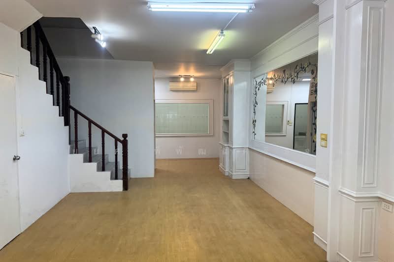 Rueang Siri Village, Bangkok, Soi Rueang Siri, Bang Chak, Phra Khanong, Bangkok, 4 Bedrooms, 300 sqm, Townhouse For Sale, by Chaiyos (Honda) Piphatsirikajorn, 11469062 - DDproperty.com