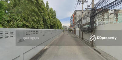 ขาย - ที่ดินพร้อมสิ่งปลูกสร้าง ซอย ศรีบำเพ็ญ, กรุงเทพ