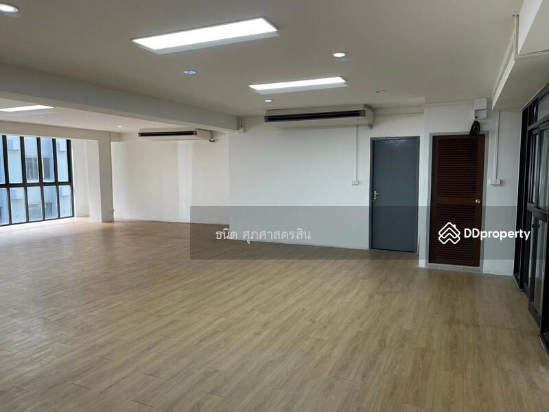 ให้เช่า - ให้เช่า อาคารสำนักงาน 100 ตร.ม. H & R Tower หัวหมาก, กรุงเทพ