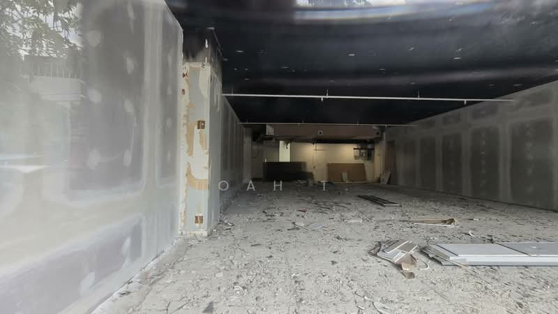 พื้นที่ให้เช่า สีลม ช่องนนทรี มหานคร : space for rent silom chong nonsri, Bangkok, Silom, Bang Rak, Bangkok, , 113 sqm, Retail Space For Rent, by TOAH T., 11471056 - DDproperty.com