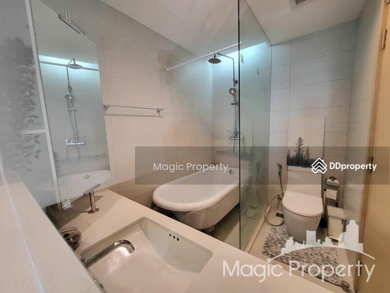 Siri At Sukhumvit, Bangkok, 902 Sukhumvit Road, Phra Kanong, Khlong Toei, Bangkok, 1 Bedroom, 52 sqm, Condo For Rent, by Magic Property, 11472218 - DDproperty.com