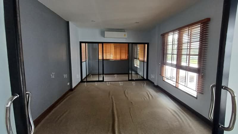 หมู่บ้านมิตรภาพ ซอยศรีนครินทร์ 38, Bangkok, Nong Bon, Prawet, Bangkok, 3 Bedrooms, 400 sqm, Single Detached House For Rent, by Nattayaporn Peumkul (Benz), 11472493 - ชั้น 2 แอร์ 1 เครื่อง  - DDproperty.com