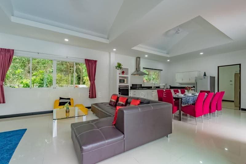 8R0336 Pool villa for rent 4bedroom 3bathroom 110,000/month at Chalong, ภูเก็ต, ฉลอง, เมืองภูเก็ต, ภูเก็ต, 250 ตร.ม., วิลล่า ให้เช่า, โดย PK LIFE Property, 11472672 - DDproperty.com