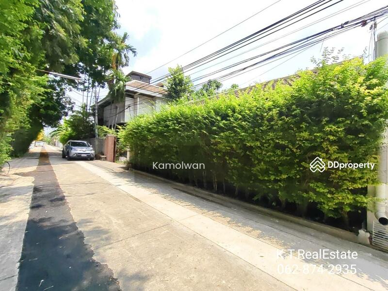 ที่ดินพร้อมบ้าน 4 หลัง รามคำแหง 16 หน้าเดอะมอลล์รามคำแหง ,ใกล้ถนนพระราม 9, ใกล้ BTS สีส้ม, Bangkok, Ramkamhang, Hua Mak, Bang Kapi, Bangkok, 5 Bedrooms, 1,000 sqm, Single Detached House For Sale, by Kamolwan, 11473430 - DDproperty.com