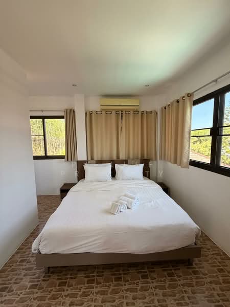 2R0297 Pool villa for rent 3bedroom 3bathroom 125,000/month at cherngtalay have fully furnished, Phuket, Choeng Thale, Thalang, Phuket, 3 Bedrooms, 200 sqm, Villa For Rent, by PK LIFE Property, 11473496 - DDproperty.com