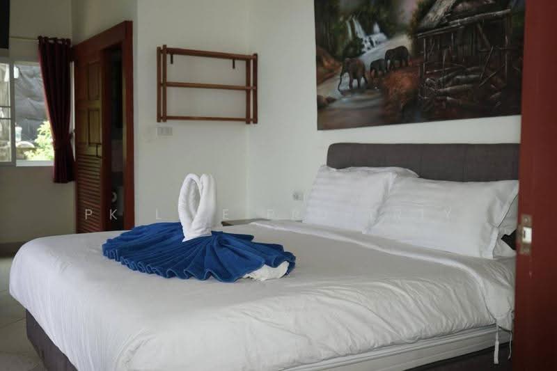 6R0096 Pool villa for rent 4bedroom 4bathroom 200,000/month at kata have fully furnished, Phuket, Karon, Muang Phuket, Phuket, 4 Bedrooms, 250 sqm, Villa For Rent, by PK LIFE Property, 11474651 - DDproperty.com