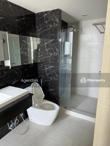 Tree Condo Ekamai, Bangkok, Soi Samanand, Rama 4 Road, Phra Kanong, Khlong Toei, Bangkok, 2 Bedrooms, 87 sqm, Condo For Rent, by Agentbkk, 11474711 - DDproperty.com