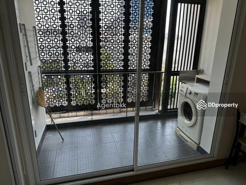 Tree Condo Ekamai, Bangkok, Soi Samanand, Rama 4 Road, Phra Kanong, Khlong Toei, Bangkok, 2 Bedrooms, 87 sqm, Condo For Rent, by Agentbkk, 11474711 - DDproperty.com
