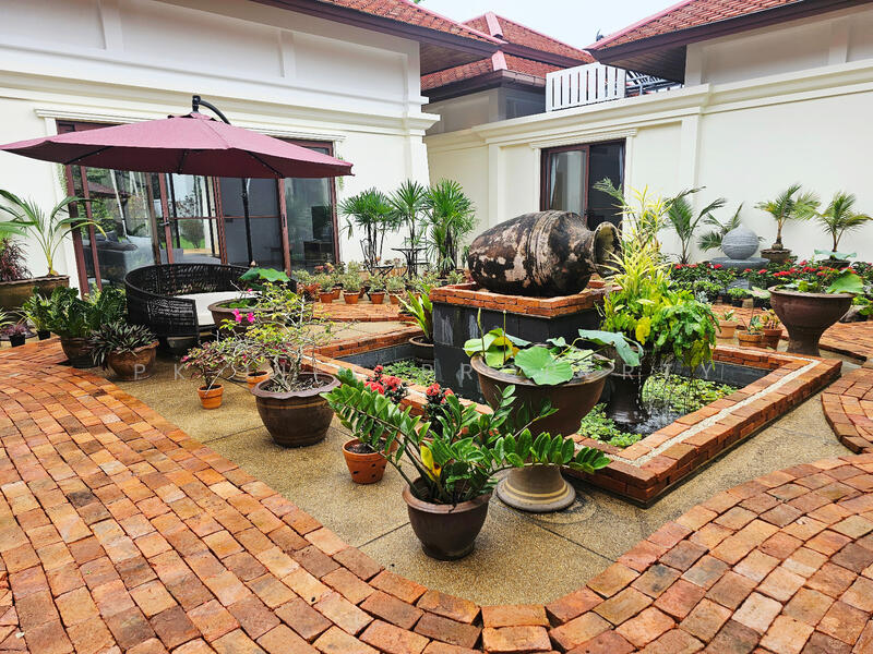 12R0240 This pool villa 5bedroom 5bathroom 250,000/month at Thalang have fully furnished, Phuket, Thep Krasattri, Thalang, Phuket, 5 Bedrooms, 500 sqm, Villa For Rent, by PK LIFE Property, 11476336 - DDproperty.com
